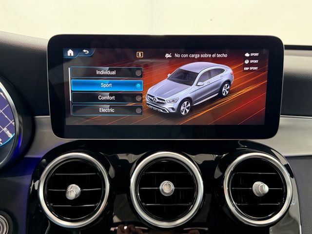 Mercedes GLC Coupé 2022 300de 306cv AMG LINE 4M