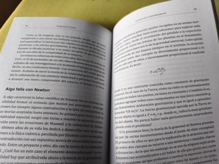 Libro- PERSIGUIENDO A EINSTEIN
