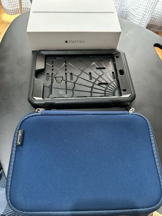 Apple iPad Mini 4 Plata