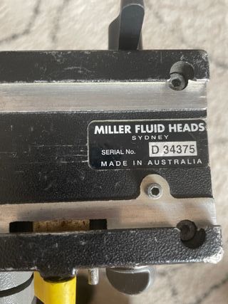 Trípode MILLER DS10 Carbono