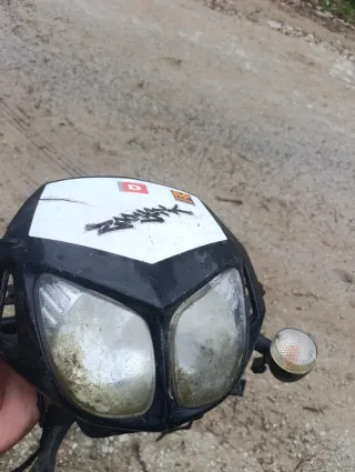 Faro y Carenado Derbi Senda