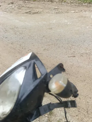 Faro y Carenado Derbi Senda