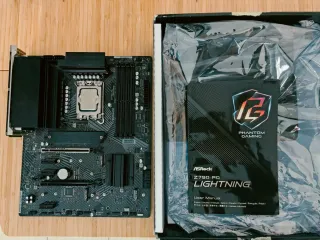 Combo Intel i7 14700F + Placa ASRock Z790lightning