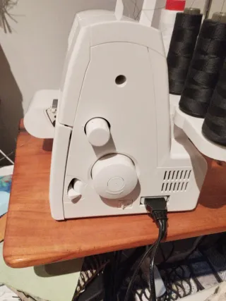 Overlock Singer