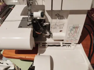 Overlock Singer