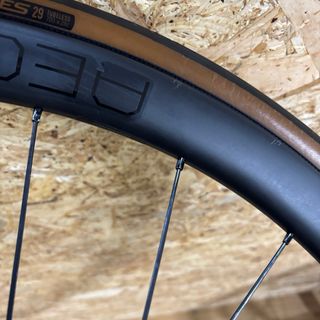 Jgo. Ruedas Bontrager Aeolus Elite 35