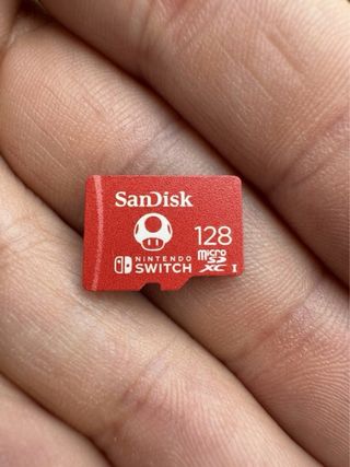 Nintendo Switch + Mario Kart + accesorios + SD