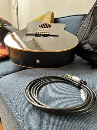 Ortega Guitarra Electroacústica