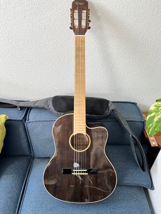 Ortega Guitarra Electroacústica