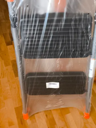 Escalera 2 peldaños naranja