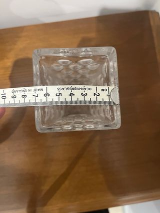 Jarra de vidro quadrada