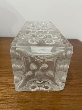 Jarra de vidro quadrada