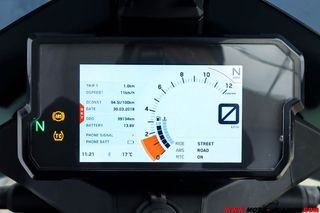 KTM 790 ADVENTURE R ¿A2?