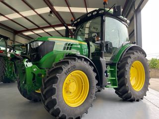Tractor John Deere 6110R
