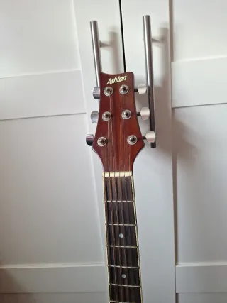 Funda para guitarra Ashton y guitarra poco usada
