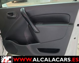 0869-LFG FURGON Renault Kangoo