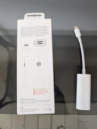 Adaptador Apple Thunderbolt 3 a Thunderbolt 2