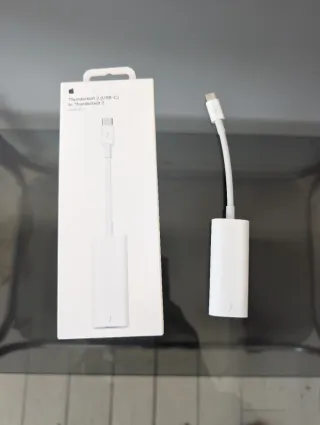 Adaptador Apple Thunderbolt 3 a Thunderbolt 2