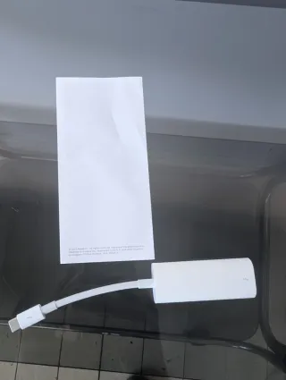 Adaptador Apple Thunderbolt 3 a Thunderbolt 2