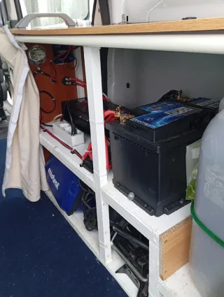 Mueble Camper a Medida con mueble auxiliar