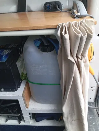 Mueble Camper a Medida con mueble auxiliar