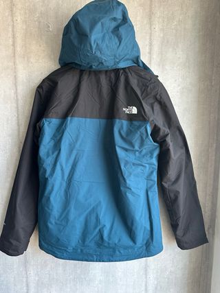 The North Face Abrigo Negro y Azul