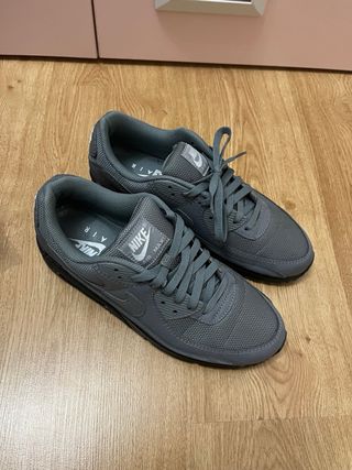 Zapatillas Nike Air Max 90 Gris y Negro