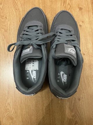 Zapatillas Nike Air Max 90 Gris y Negro