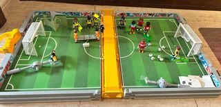 Playmobil Futbol maletin con muñecos incluidos.