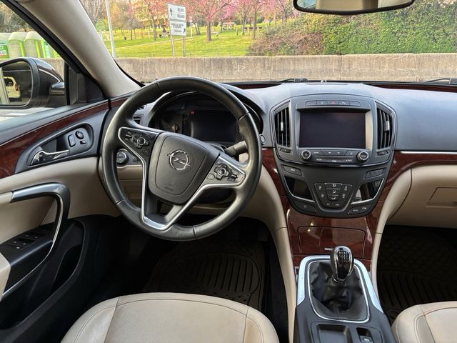 Opel Insignia 1.6CDTI DISTINTIVO C VERDE