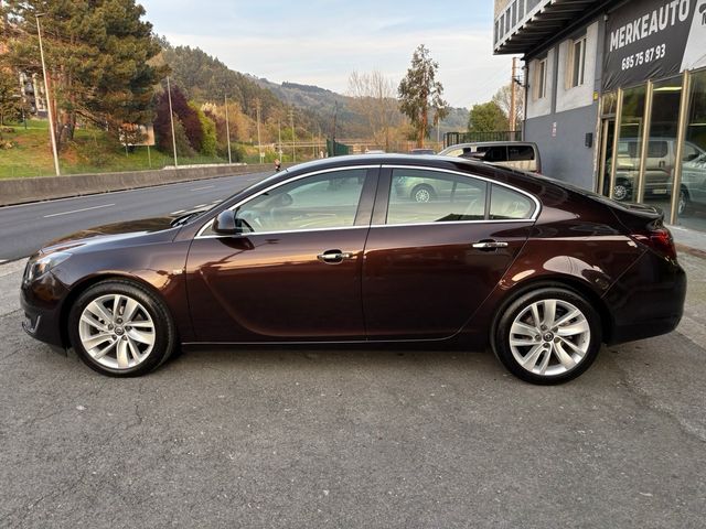 Opel Insignia 1.6CDTI DISTINTIVO C VERDE