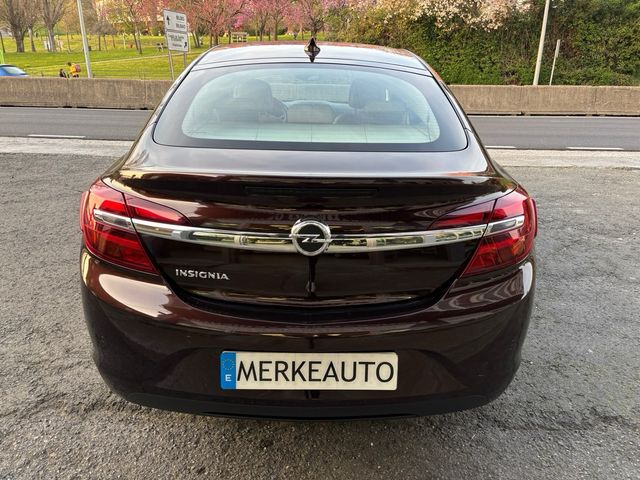 Opel Insignia 1.6CDTI DISTINTIVO C VERDE
