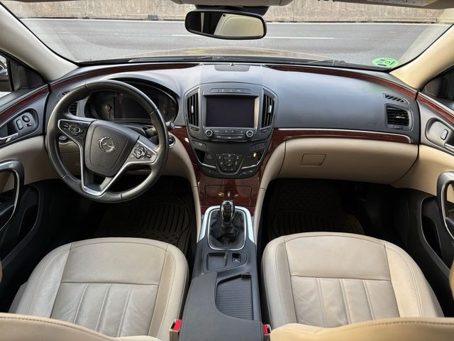 Opel Insignia 1.6CDTI DISTINTIVO C VERDE