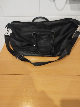Bolsa de viaje negra