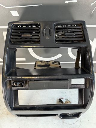 Consola Central Nissan Terrano 2