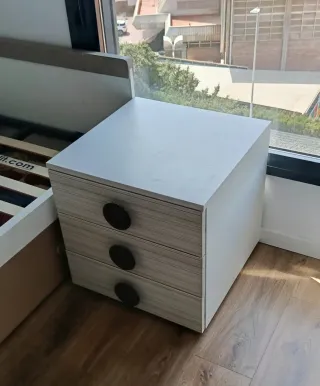 Cama nido más mesita de noche