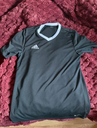 Camiseta Adidas Negra