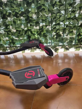 Patinete 3 Ruedas Roll Run Rosa y Negro
