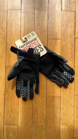 Guantes Fasthouse Enduro Motocross Negro Rojo