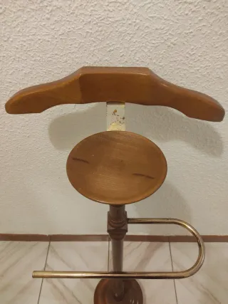 Galán de noche madera y metal