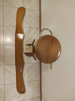 Galán de noche madera y metal