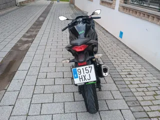 Kawasaki Ninja 300 Negra