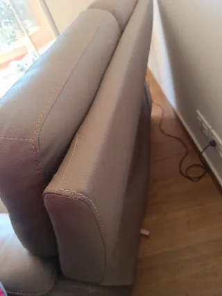 Sofá de 2 plazas beige y marrón