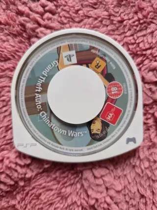 PSP UMD Grand Theft Auto Chinatown Wars completo