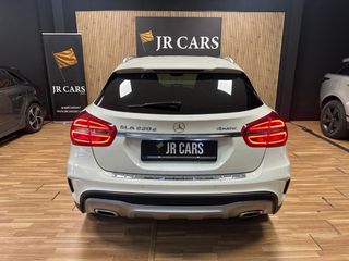 Mercedes-Benz GLA 2015