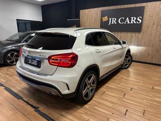 Mercedes-Benz GLA 2015
