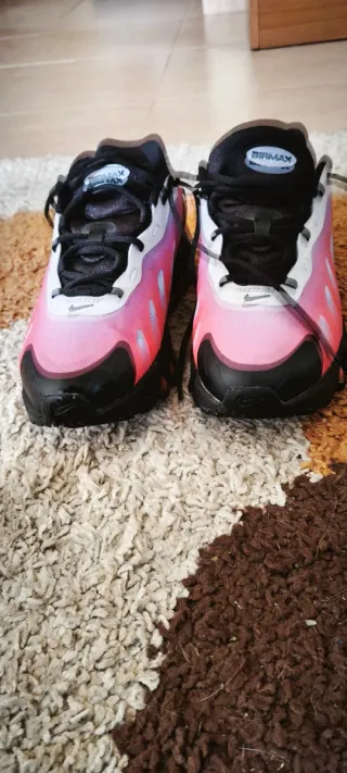 Nike Air Max DN8(GS) Hyper Pink Talla 40 (unisex)