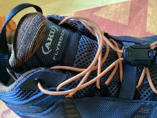 Scarpe Aku Flyrock GTX Trail/Trekking Nero Arancio