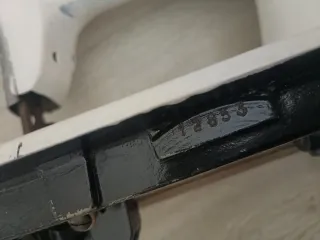 Máquina de coser antigua