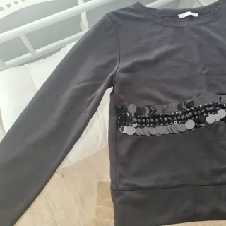 Blusa Zara con lentejuelas